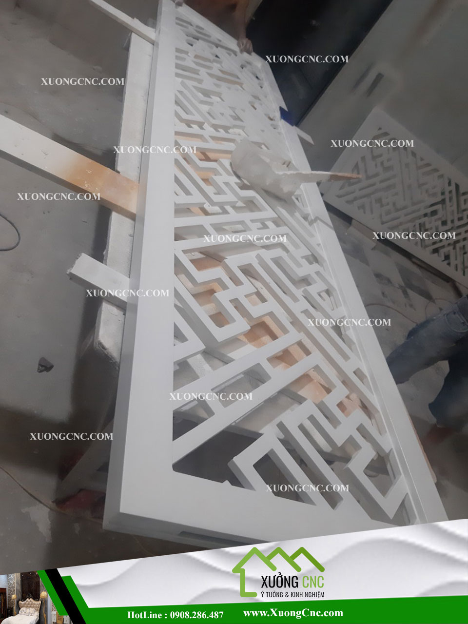 VÁCH NGĂN CNC PHÒNG THỜ 5